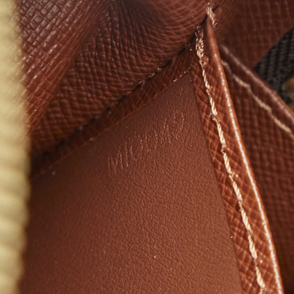 LOUIS VUITTON Brown Monogram Leather Pochette Shoulder Bag - Picture 11 of 12